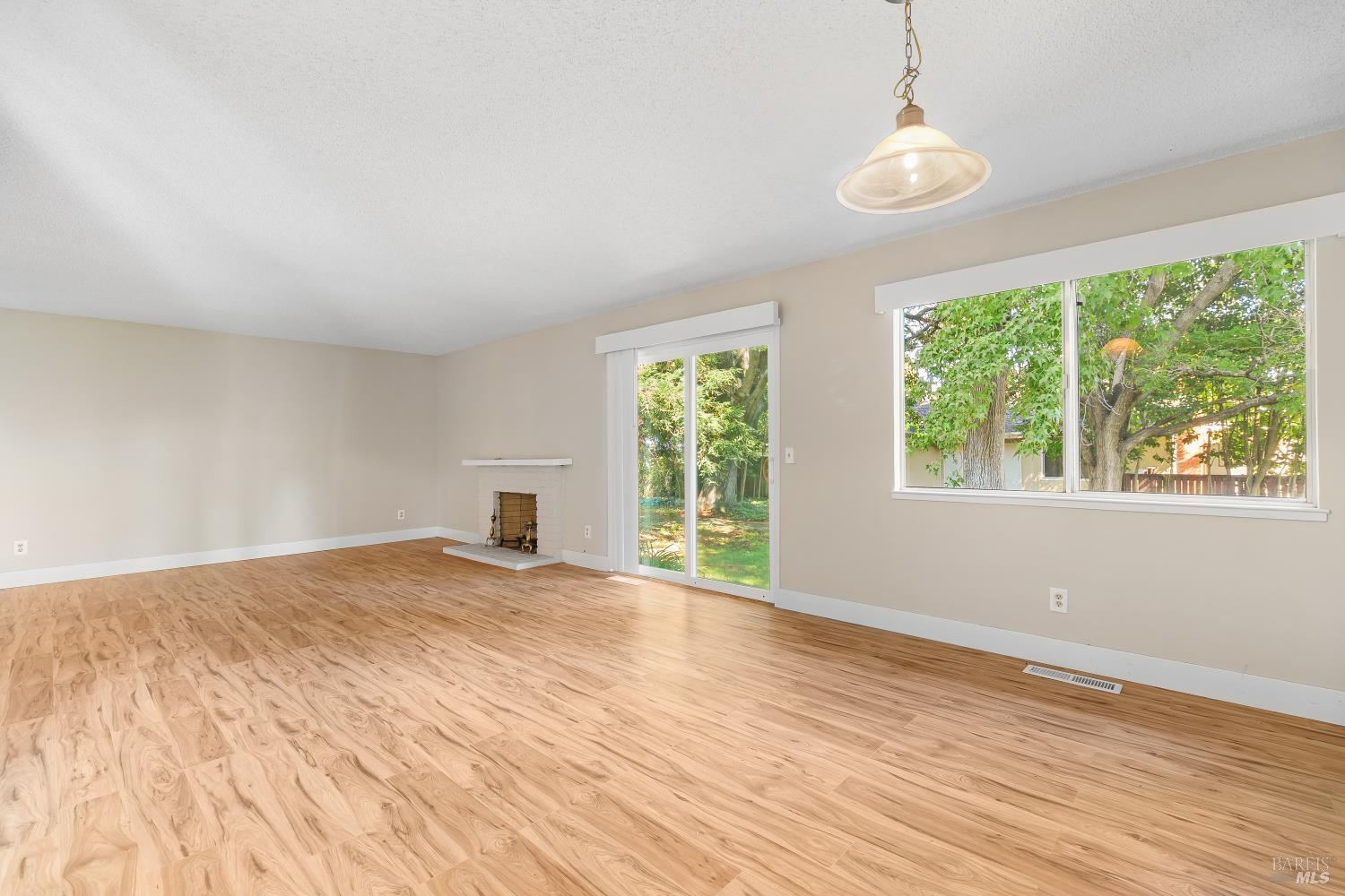 153 Temelec Circle Sonoma CA 95476