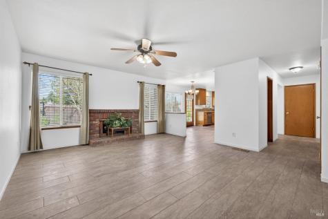 2155 Hastings Court Santa Rosa CA 95405