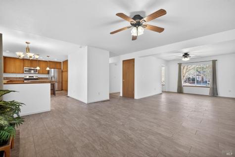 2155 Hastings Court Santa Rosa CA 95405