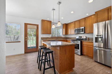 2155 Hastings Court Santa Rosa CA 95405
