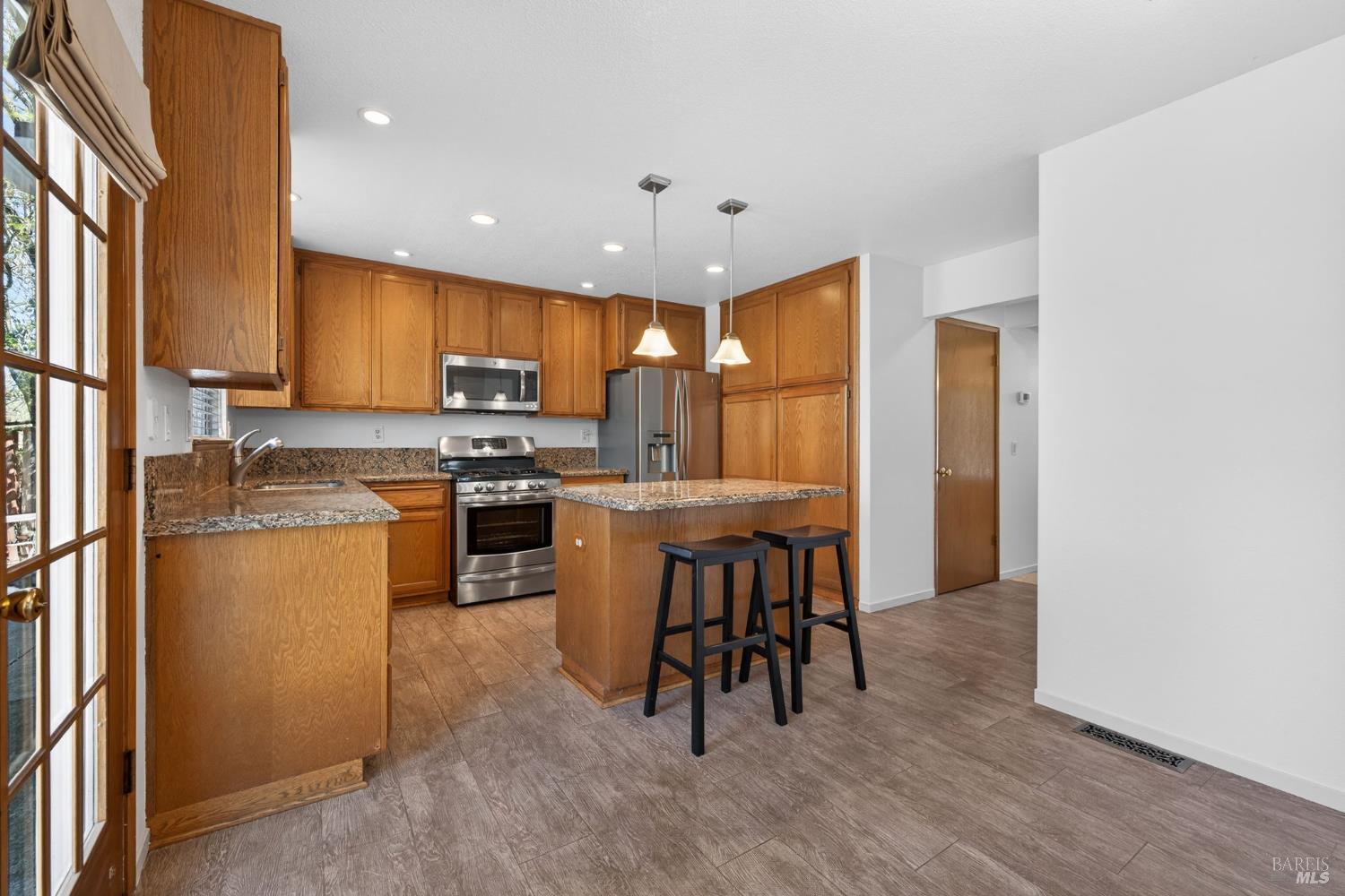 2155 Hastings Court Santa Rosa CA 95405