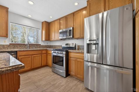 2155 Hastings Court Santa Rosa CA 95405