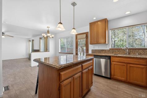 2155 Hastings Court Santa Rosa CA 95405