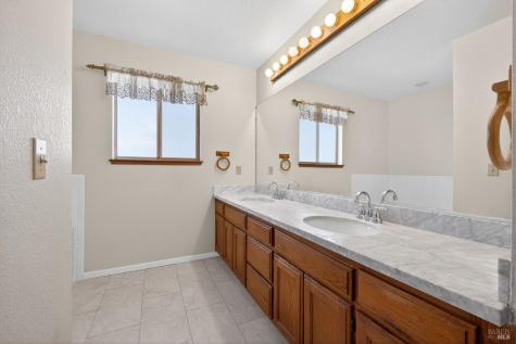 2155 Hastings Court Santa Rosa CA 95405