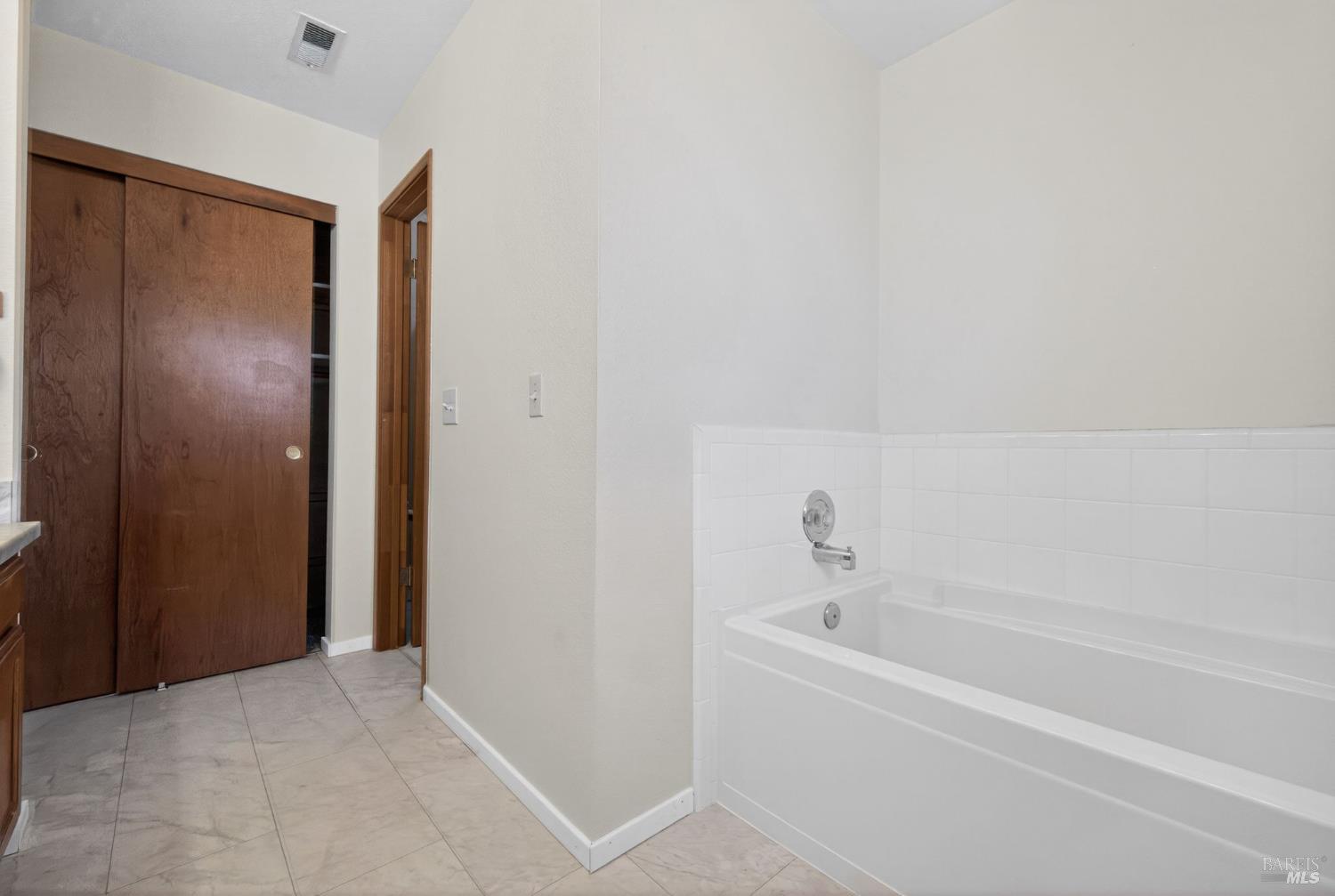 2155 Hastings Court Santa Rosa CA 95405