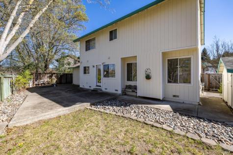 2155 Hastings Court Santa Rosa CA 95405