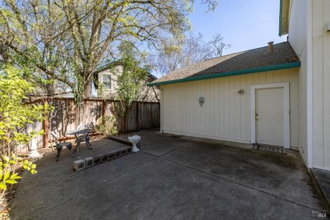 2155 Hastings Court Santa Rosa CA 95405