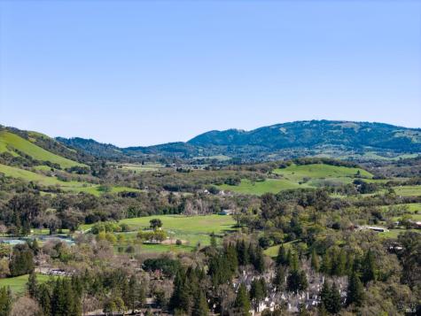 2155 Hastings Court Santa Rosa CA 95405
