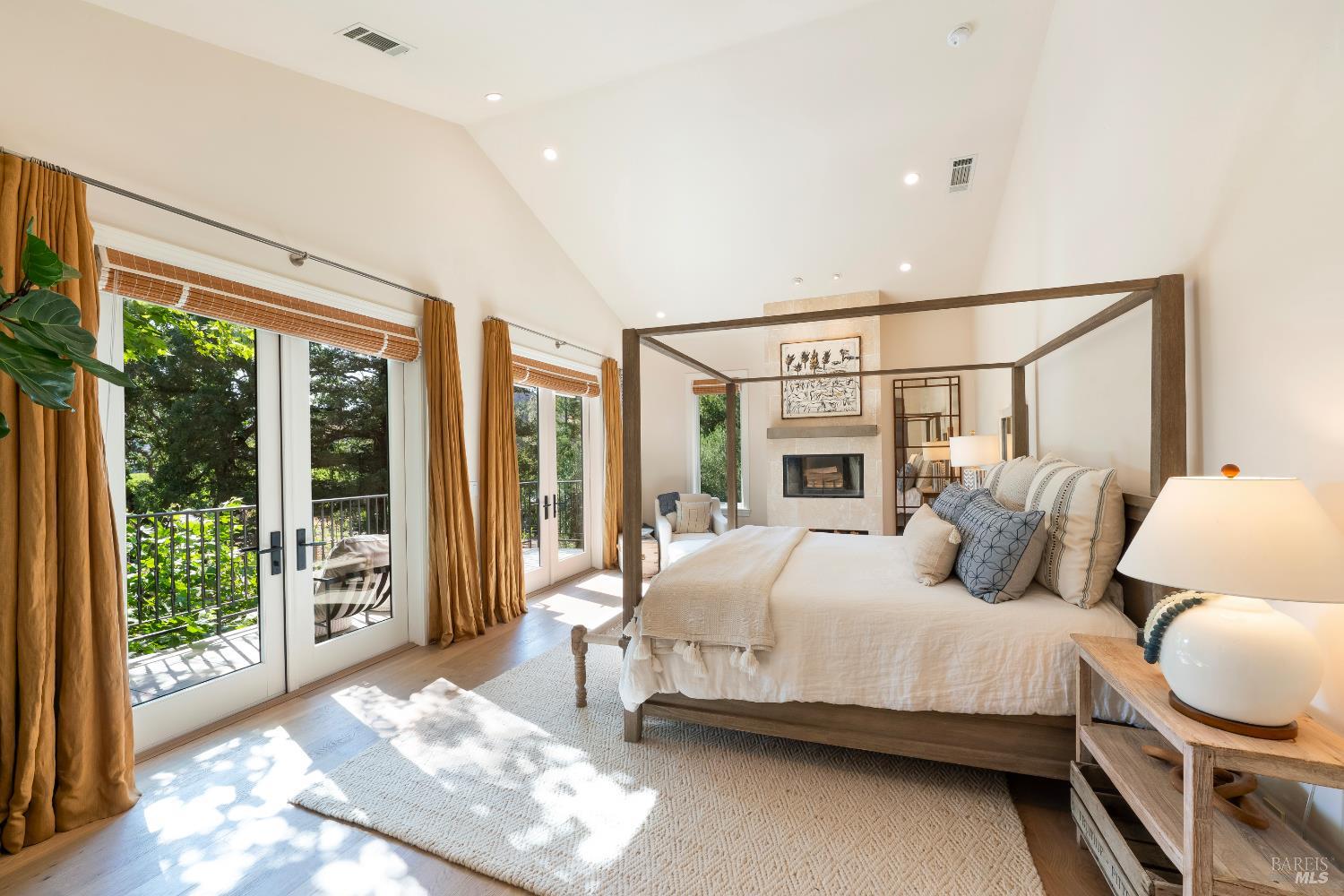4189 Silverado Trail Calistoga CA 94515