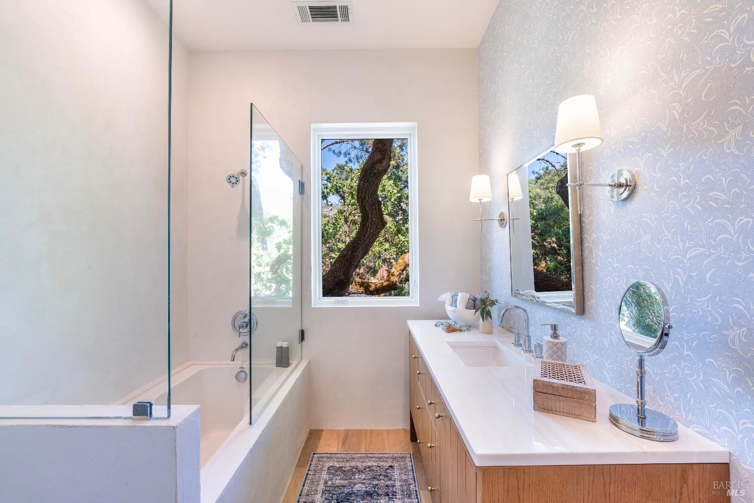 4189 Silverado Trail Calistoga CA 94515