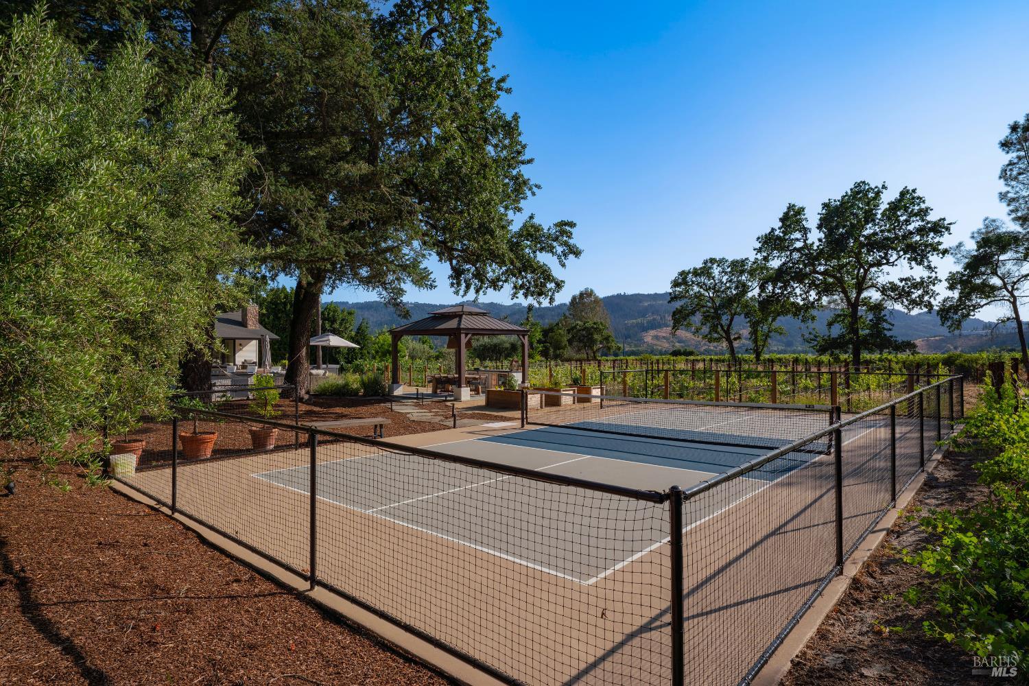 4189 Silverado Trail Calistoga CA 94515