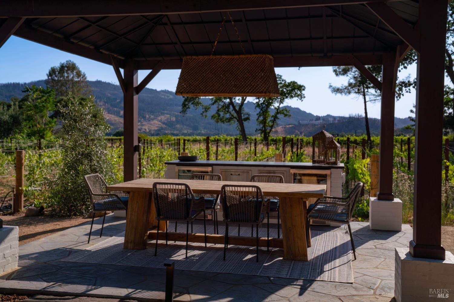 4189 Silverado Trail Calistoga CA 94515