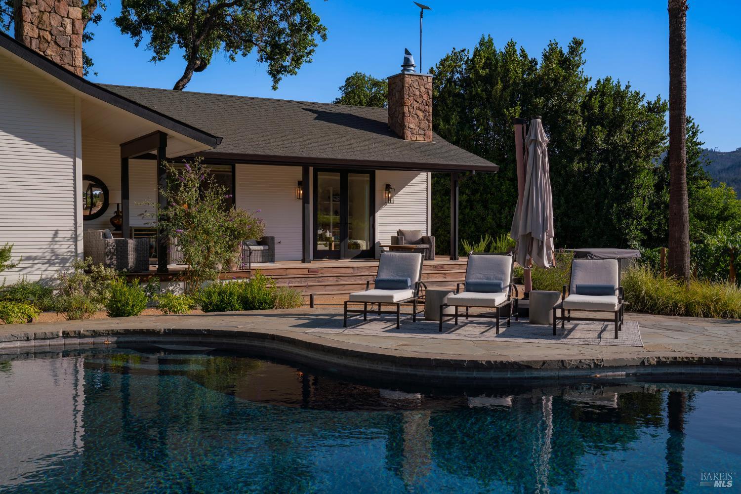 4189 Silverado Trail Calistoga CA 94515