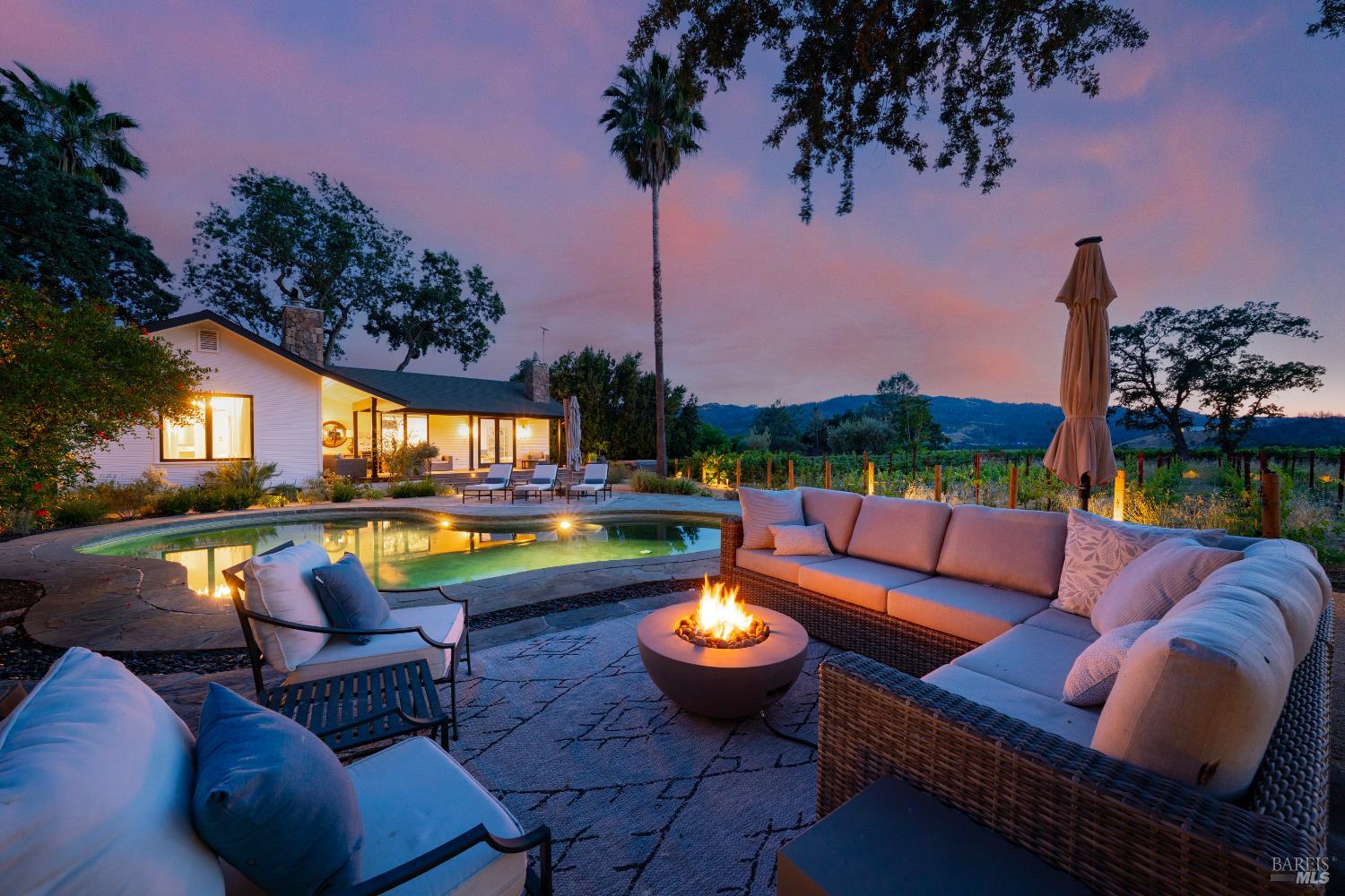 4189 Silverado Trail Calistoga CA 94515