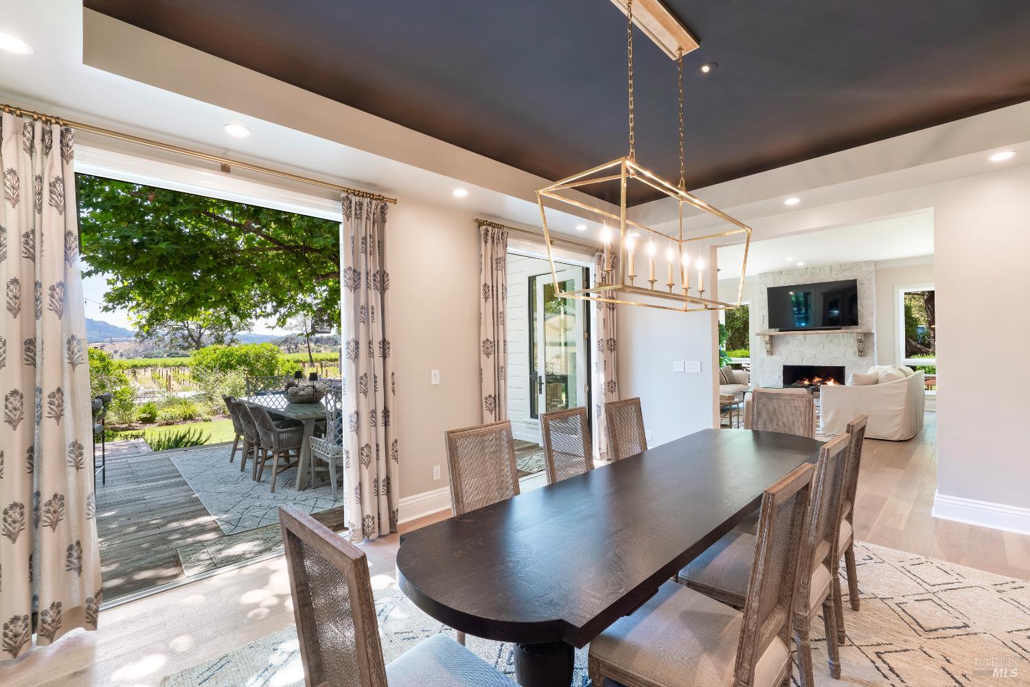 4189 Silverado Trail Calistoga CA 94515