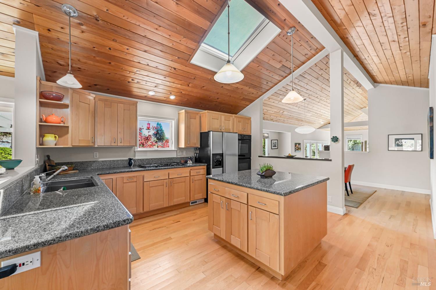 4702 Hillsboro Circle Santa Rosa CA 95405