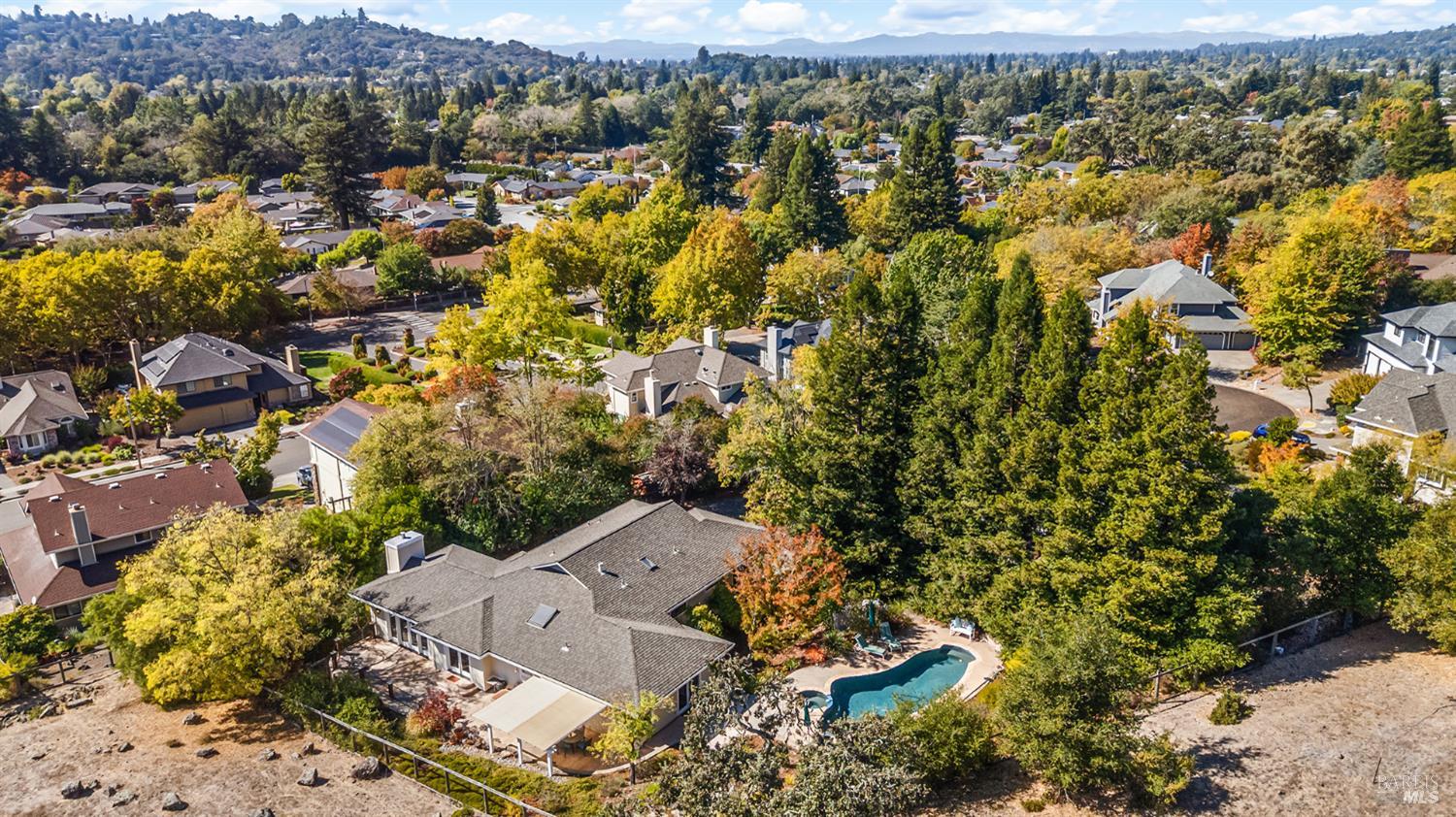 4702 Hillsboro Circle Santa Rosa CA 95405