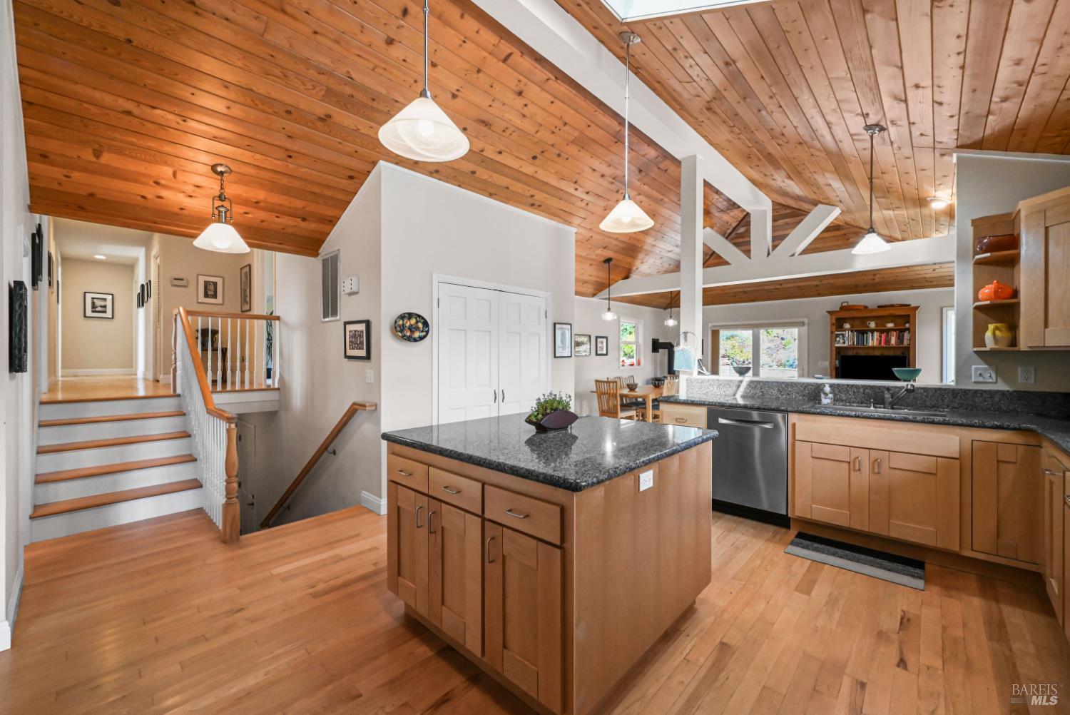 4702 Hillsboro Circle Santa Rosa CA 95405
