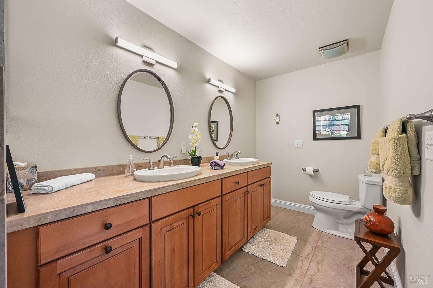4702 Hillsboro Circle Santa Rosa CA 95405