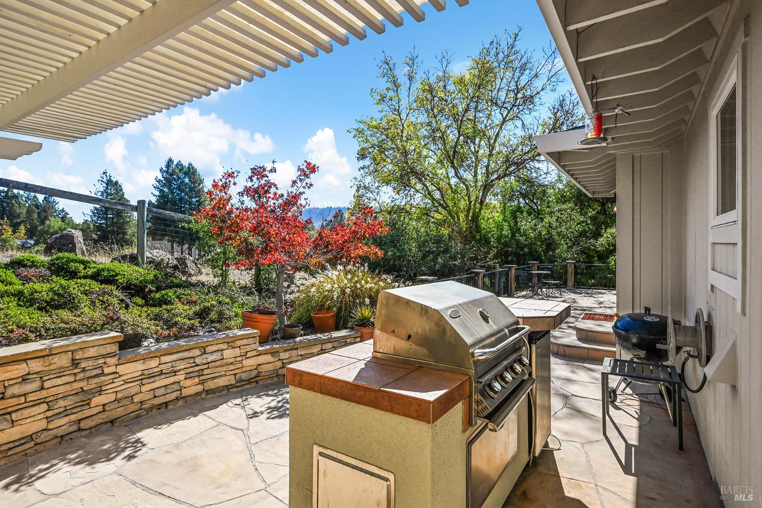 4702 Hillsboro Circle Santa Rosa CA 95405