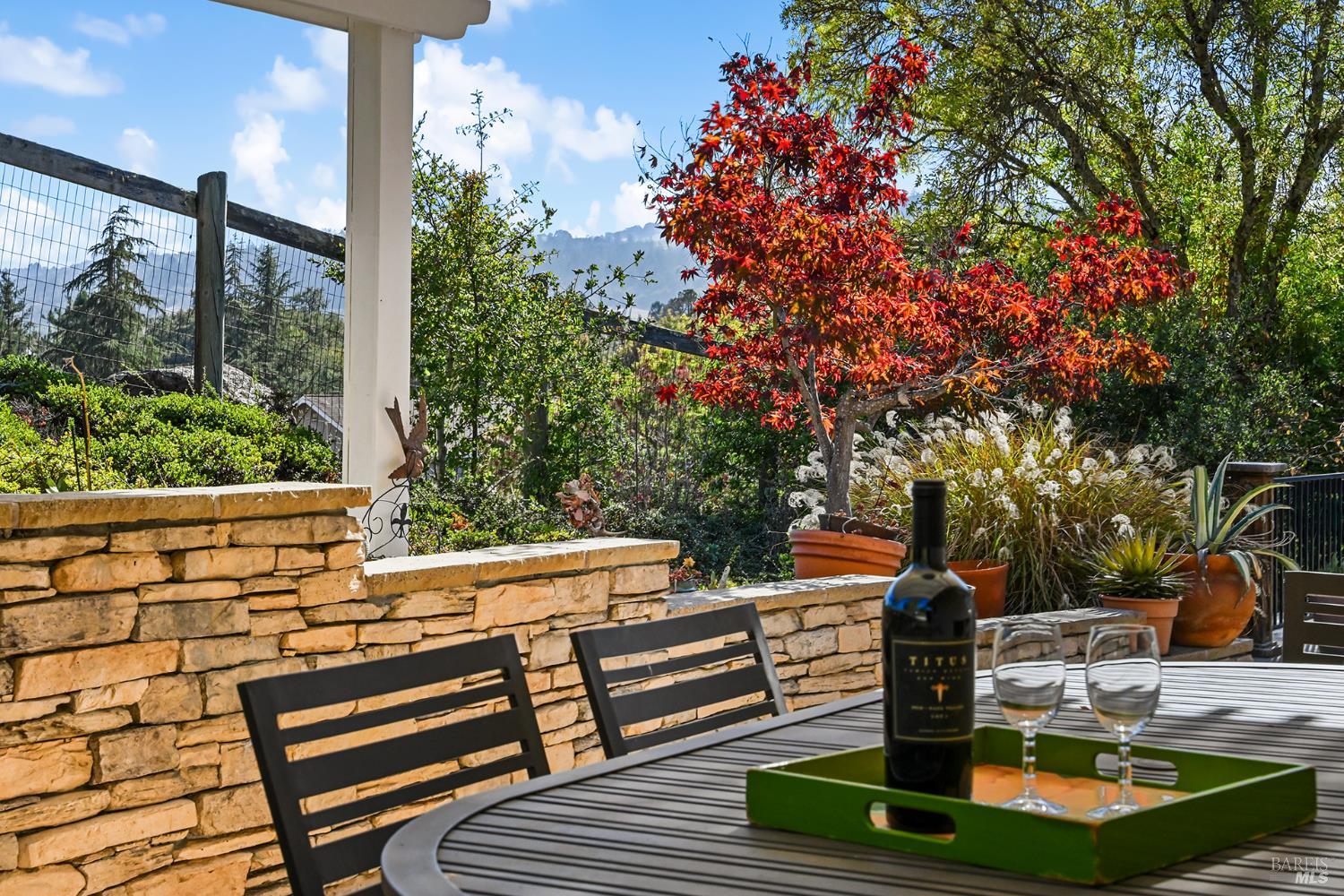 4702 Hillsboro Circle Santa Rosa CA 95405