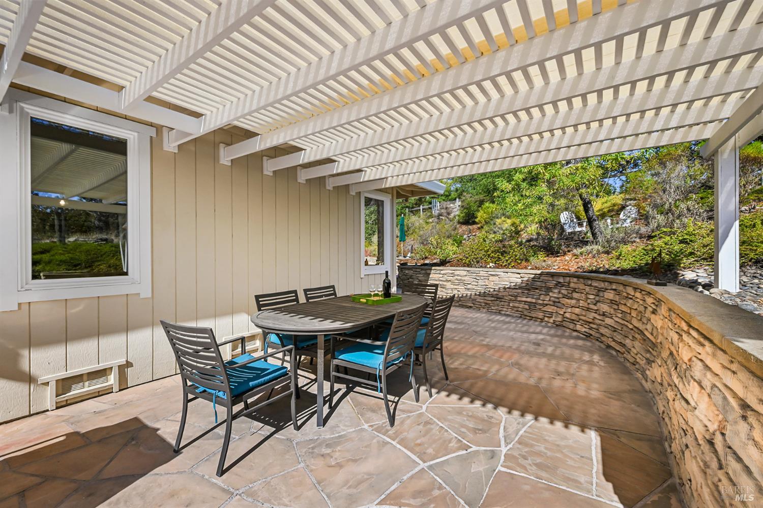 4702 Hillsboro Circle Santa Rosa CA 95405