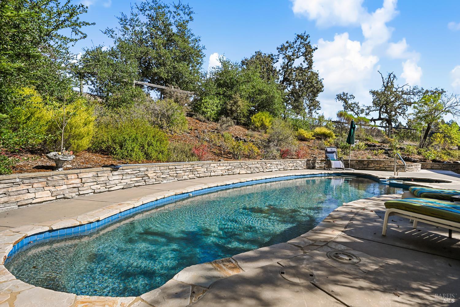 4702 Hillsboro Circle Santa Rosa CA 95405