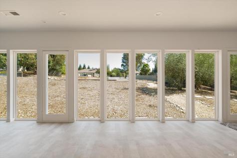 3389 Lake Park Court Santa Rosa CA 95403