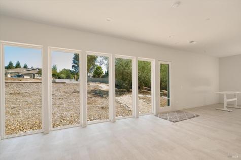 3389 Lake Park Court Santa Rosa CA 95403