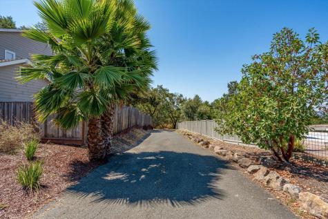 3389 Lake Park Court Santa Rosa CA 95403