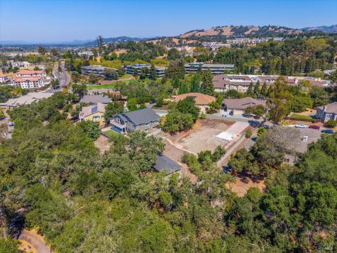 3389 Lake Park Court Santa Rosa CA 95403