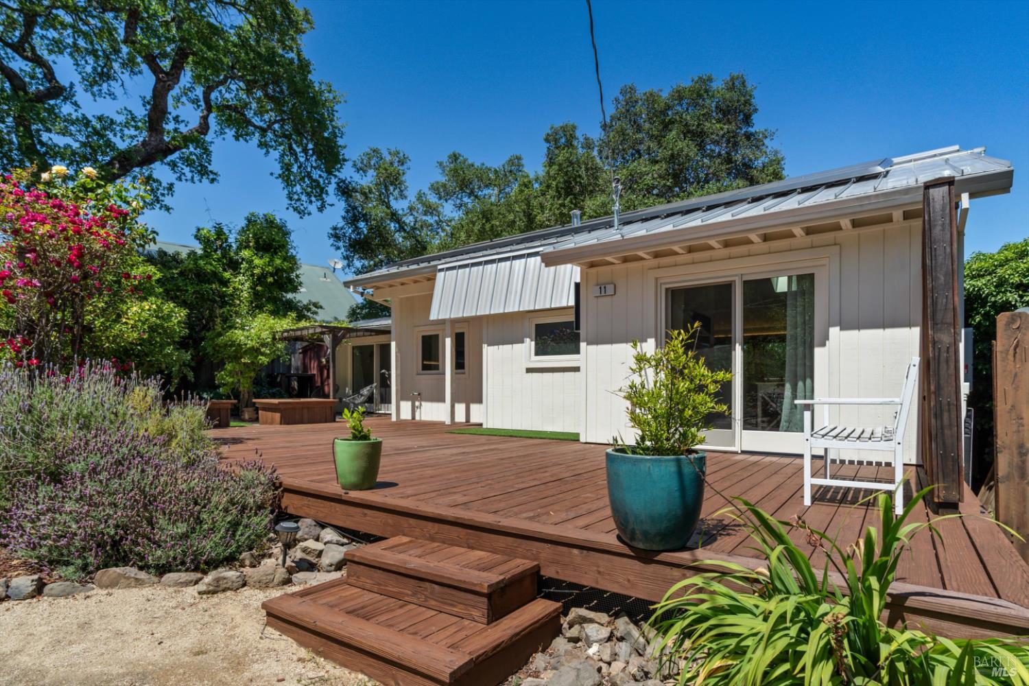 10-11 Waldruhe Heights Glen Ellen CA 95442