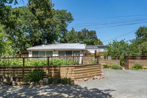 10-11 Waldruhe Heights Glen Ellen CA 95442