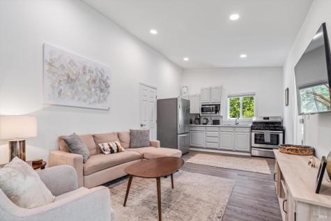 10-11 Waldruhe Heights Glen Ellen CA 95442
