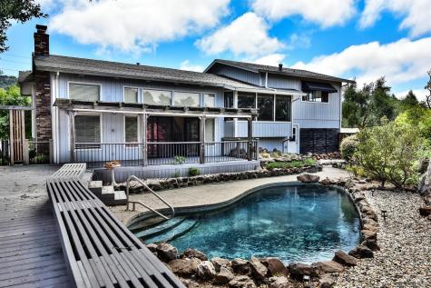 1203 Alberca Road Sonoma CA 95476