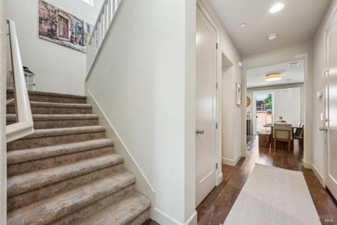 1425 Yarberry Lane Petaluma CA 94954