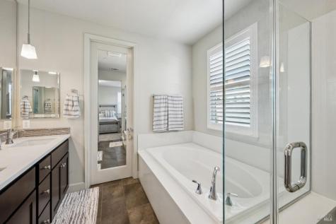 1425 Yarberry Lane Petaluma CA 94954