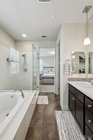 1425 Yarberry Lane Petaluma CA 94954
