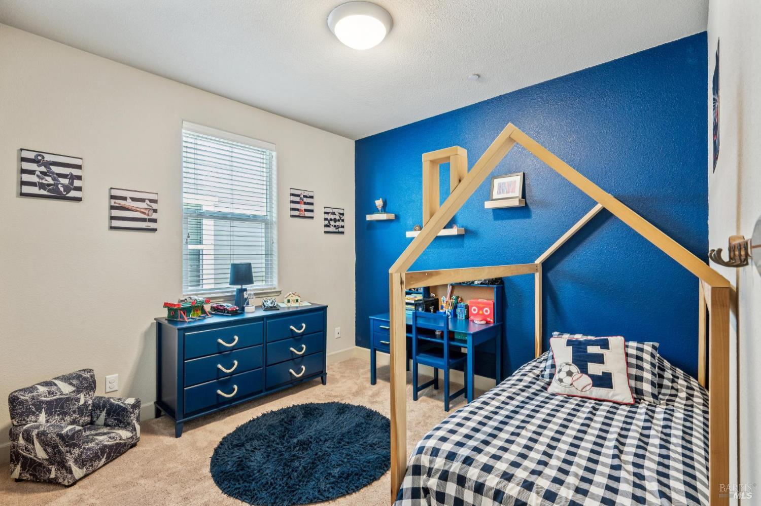 1425 Yarberry Lane Petaluma CA 94954