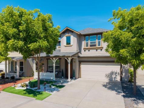 1425 Yarberry Lane Petaluma CA 94954