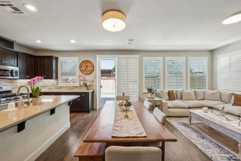1425 Yarberry Lane Petaluma CA 94954