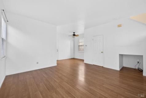 1440 Tammy Way Santa Rosa CA 95401