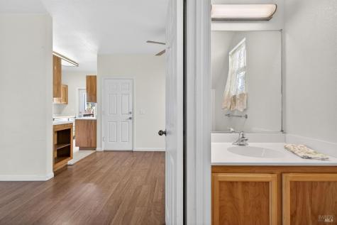 1440 Tammy Way Santa Rosa CA 95401