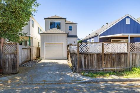 1440 Tammy Way Santa Rosa CA 95401