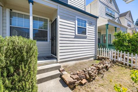 1440 Tammy Way Santa Rosa CA 95401