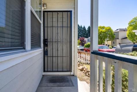 1440 Tammy Way Santa Rosa CA 95401