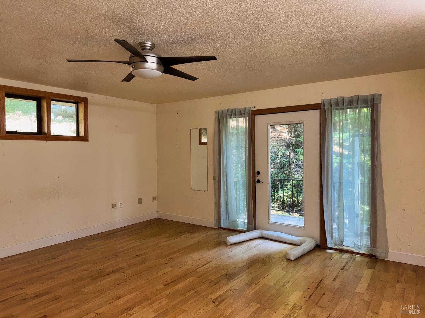 4345 Blackhawk Drive Willits CA 95490