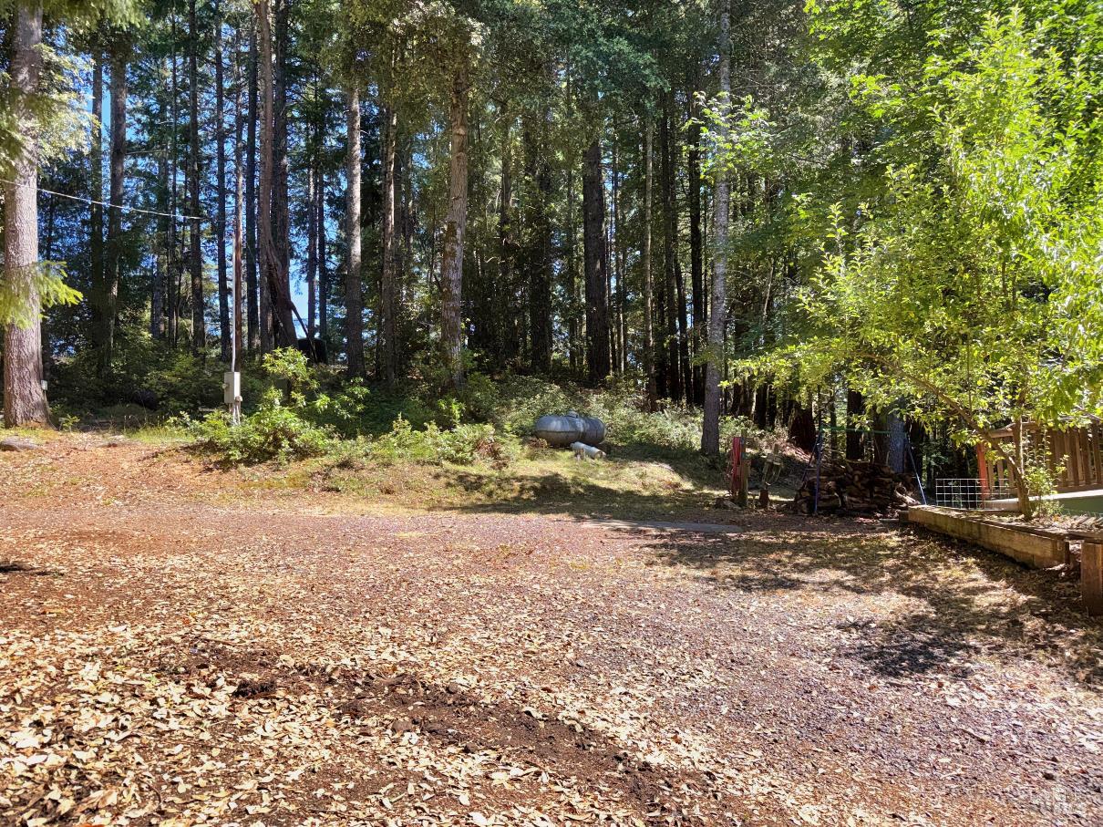 4345 Blackhawk Drive Willits CA 95490