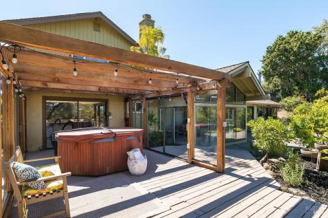 22 Terry Circle Novato CA 94947