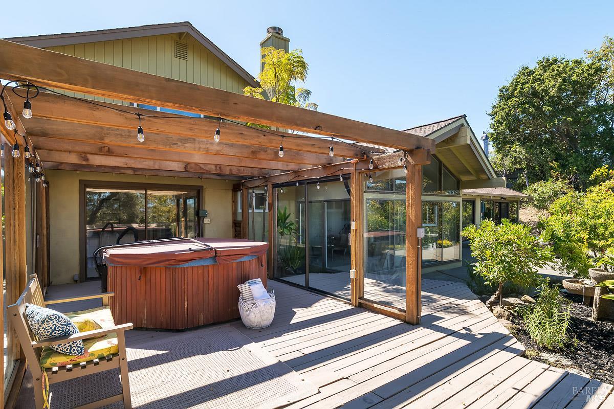 22 Terry Circle Novato CA 94947
